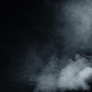 刺激战场刘亦菲看
